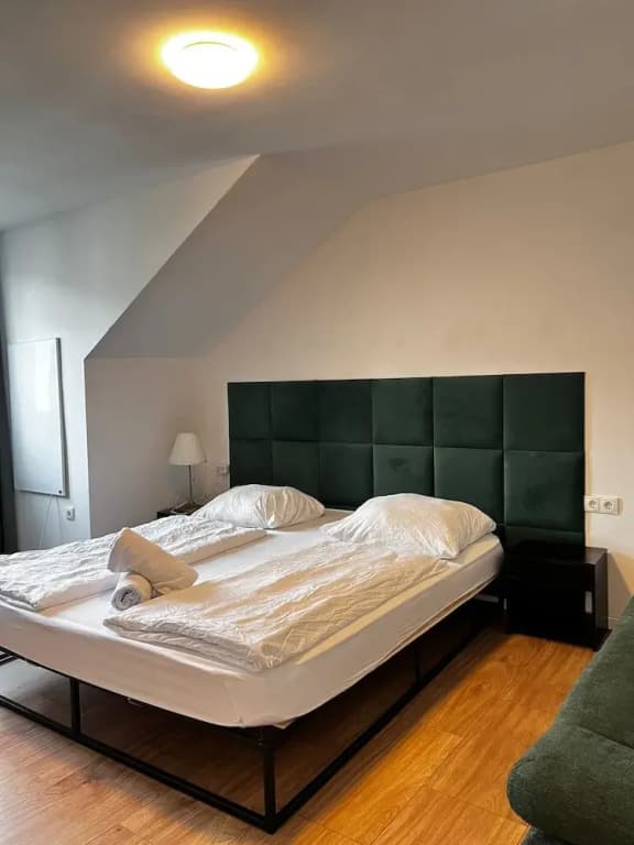 Simple 2BR Apt Near Meidling Station - photo 2
