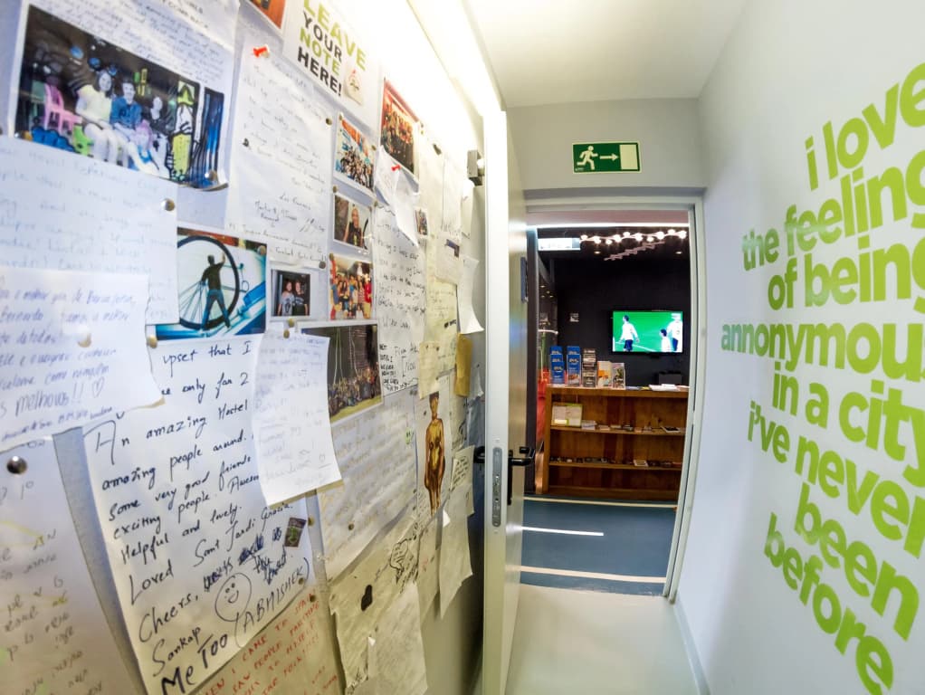Sant Jordi Hostels Gracia - photo 9