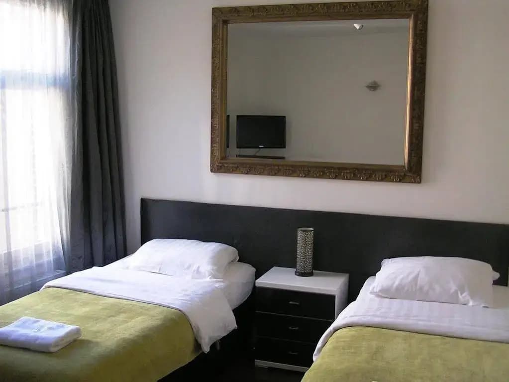 Olive Bed and Breakfast - photo 5