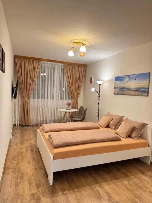 Charming Apart Near Center - photo 2