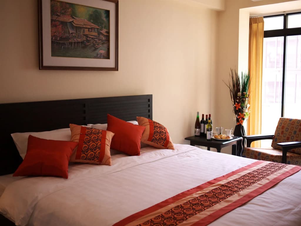 True Siam Phayathai Hotel - photo 3