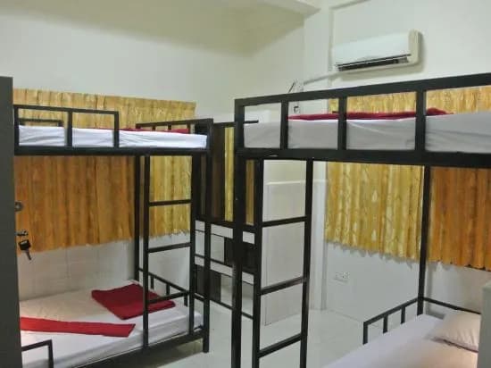 Cool Rock Hostel - photo 4