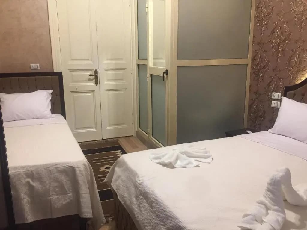 Heritage Hostel - photo 5
