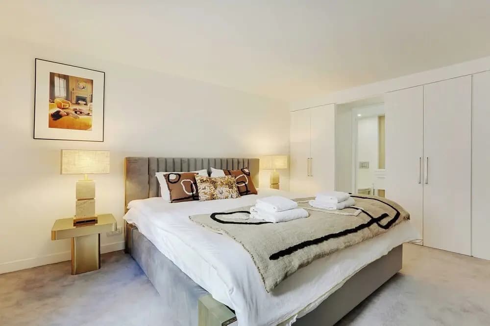 Elegant Apartment - 2bd/6p - Avenue Montaigne - photo 6