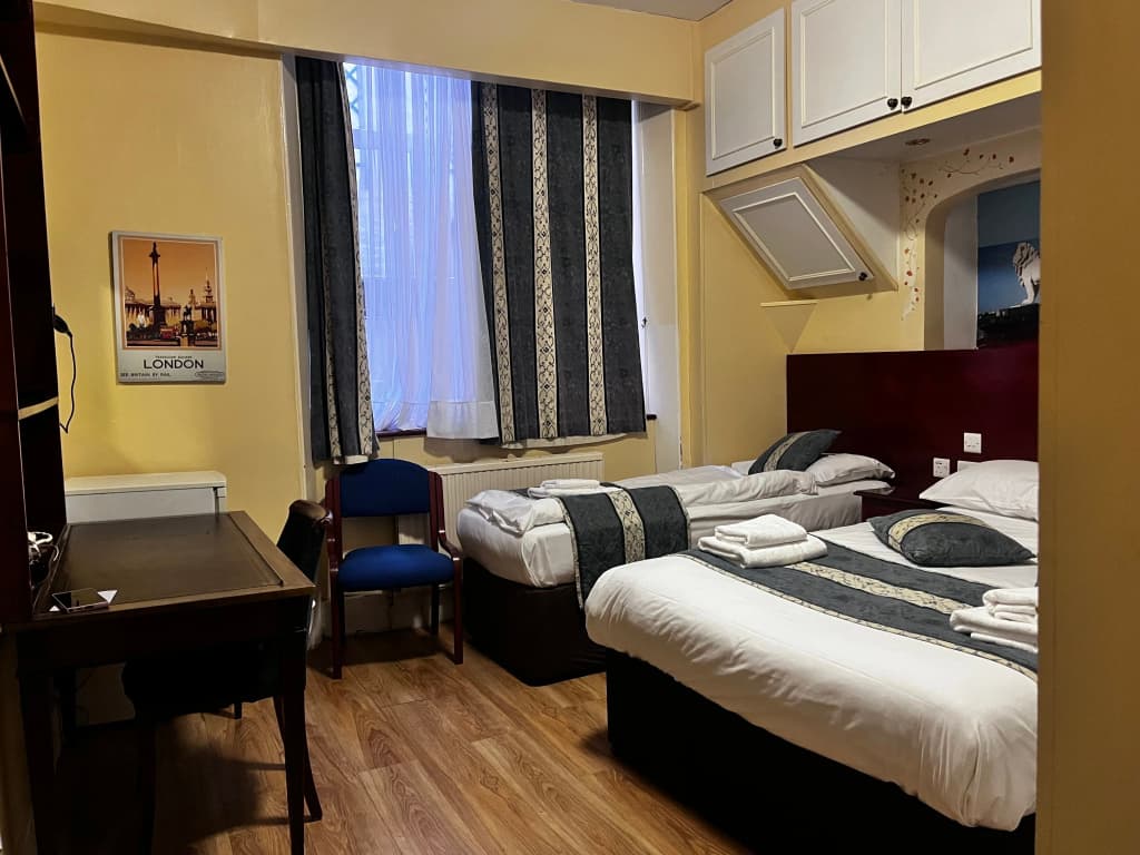 Dolphin Hotel - photo 7