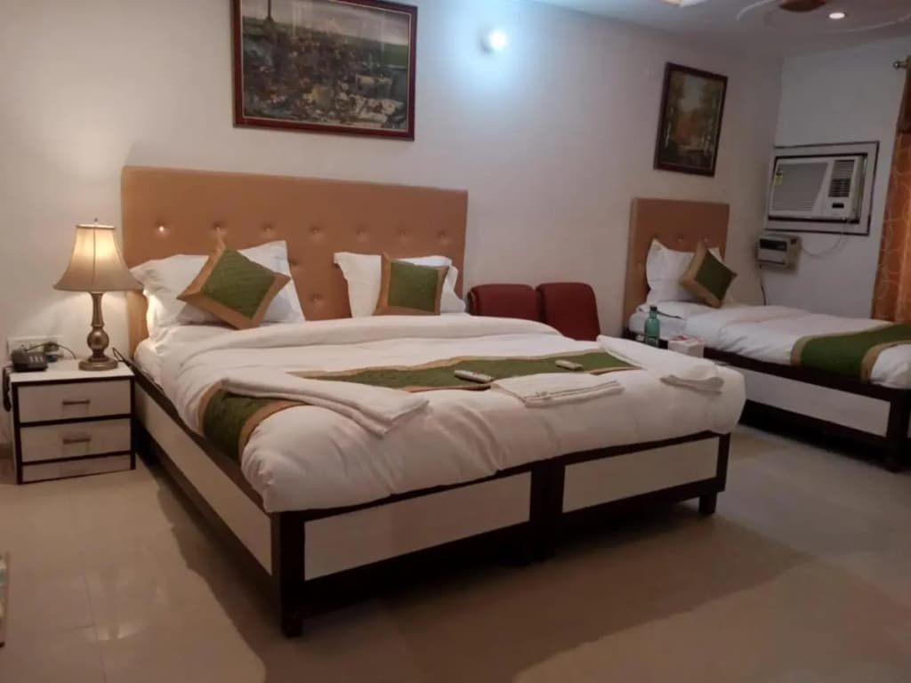 Hotel Shyam Palace - photo 19