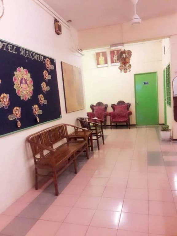 Hotel Makmur Kuantan - photo 11