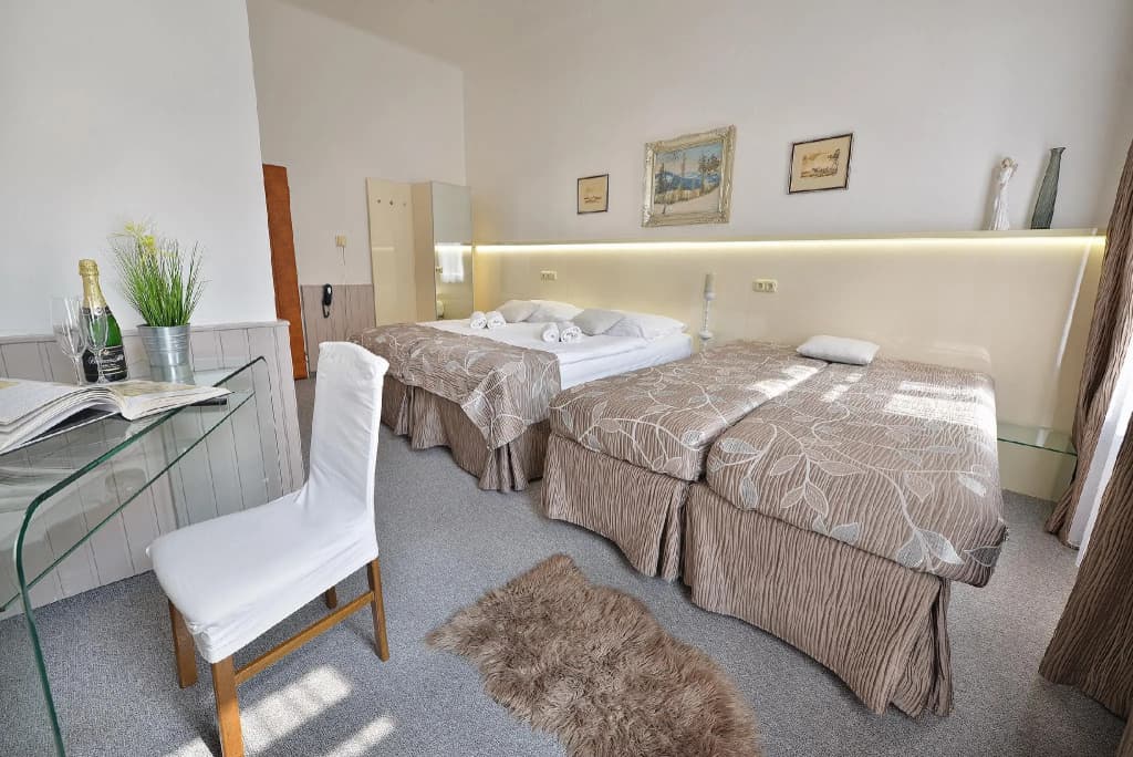 Hotel ANETTE - photo 4