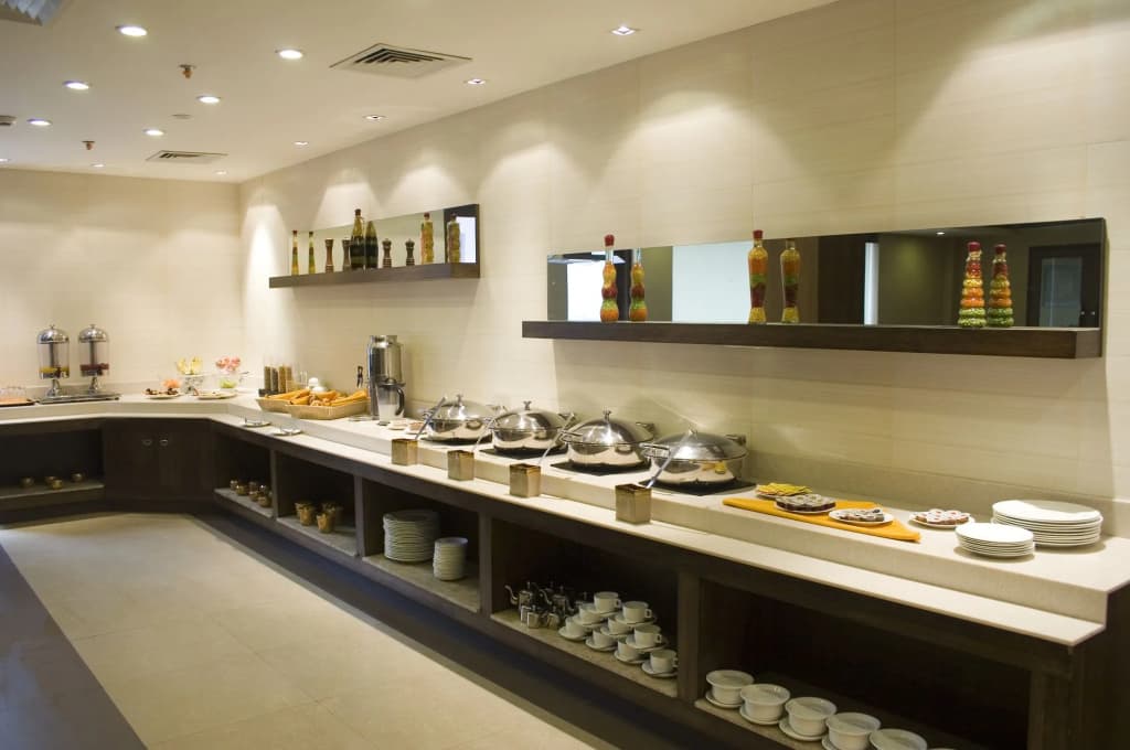 Shervani Hotel Nehru Place - photo 10