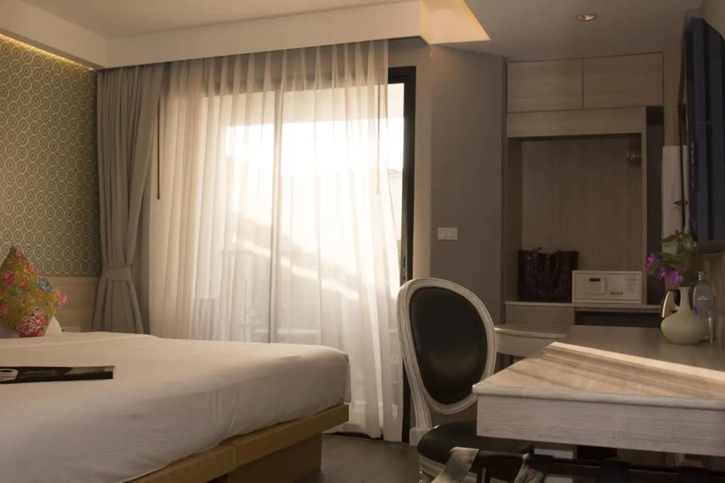 Sawaddi Patong Resort & Spa by Tolani - photo 26