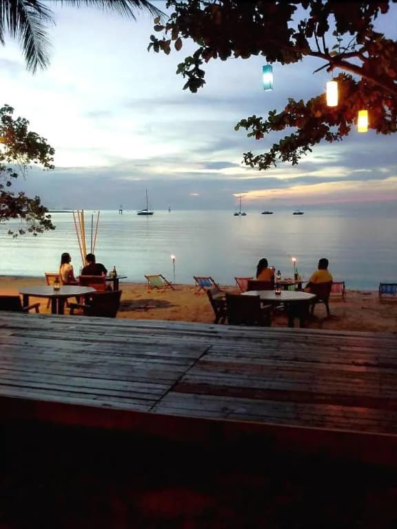 Think & Retro Cafe Lipa Noi Samui - photo 16