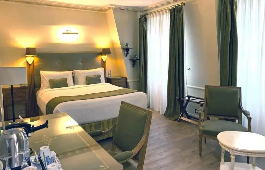 Hôtel Gavarni - photo 9