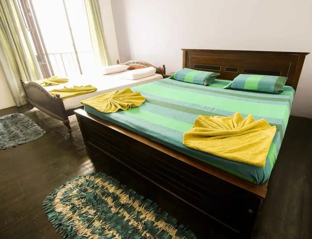 Yoho Solid Hotel Borella - photo 2