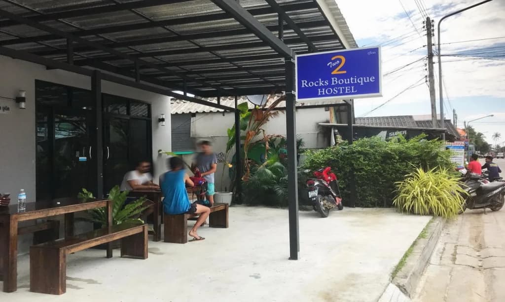 2 Rocks Boutique Hostel - photo 12