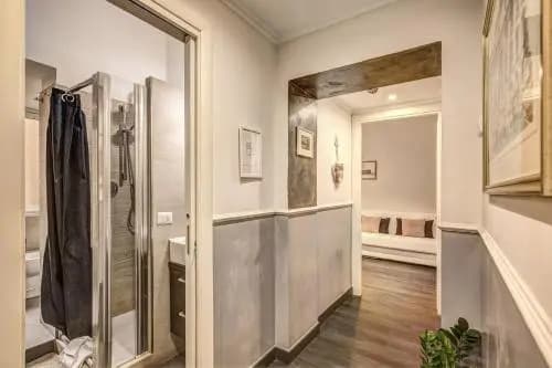Piazza Del Popolo 3 Rooms 3 Bath - photo 2