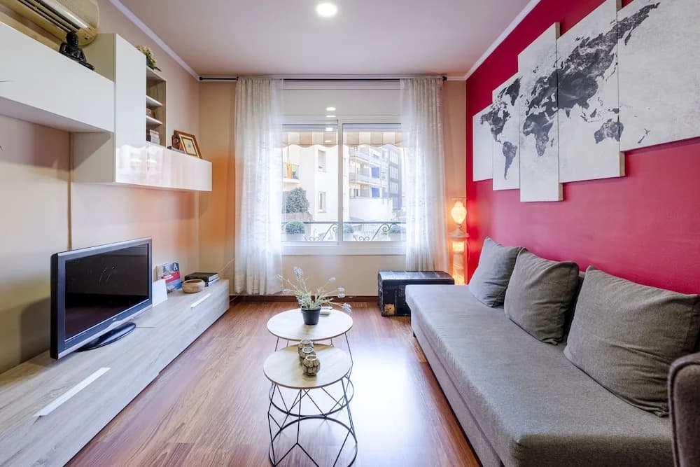 Three Bedroom Apartment in Sants - main photo