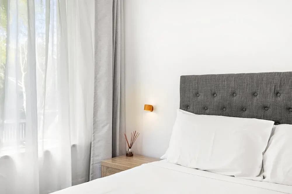 Serene 2-bed Apartment in St Kilda - photo 4
