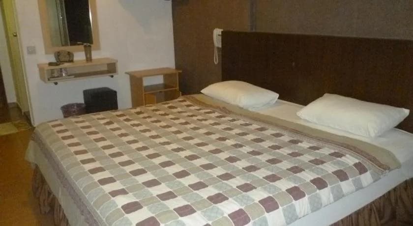 G Six Hotel - photo 2