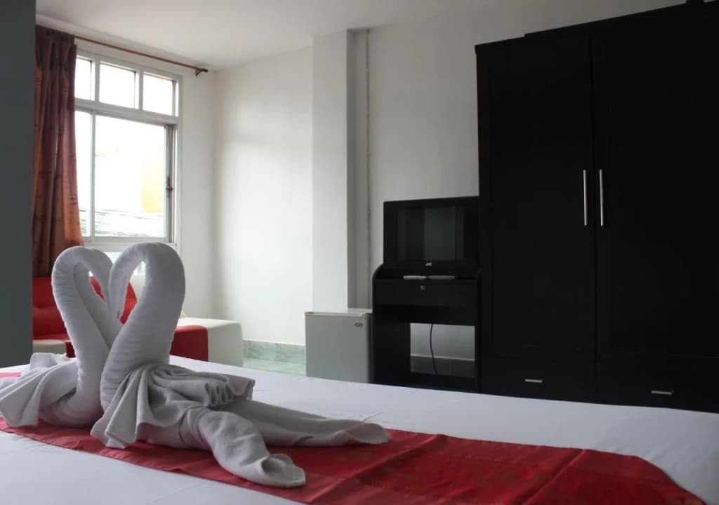 Artha Guesthouse - photo 2