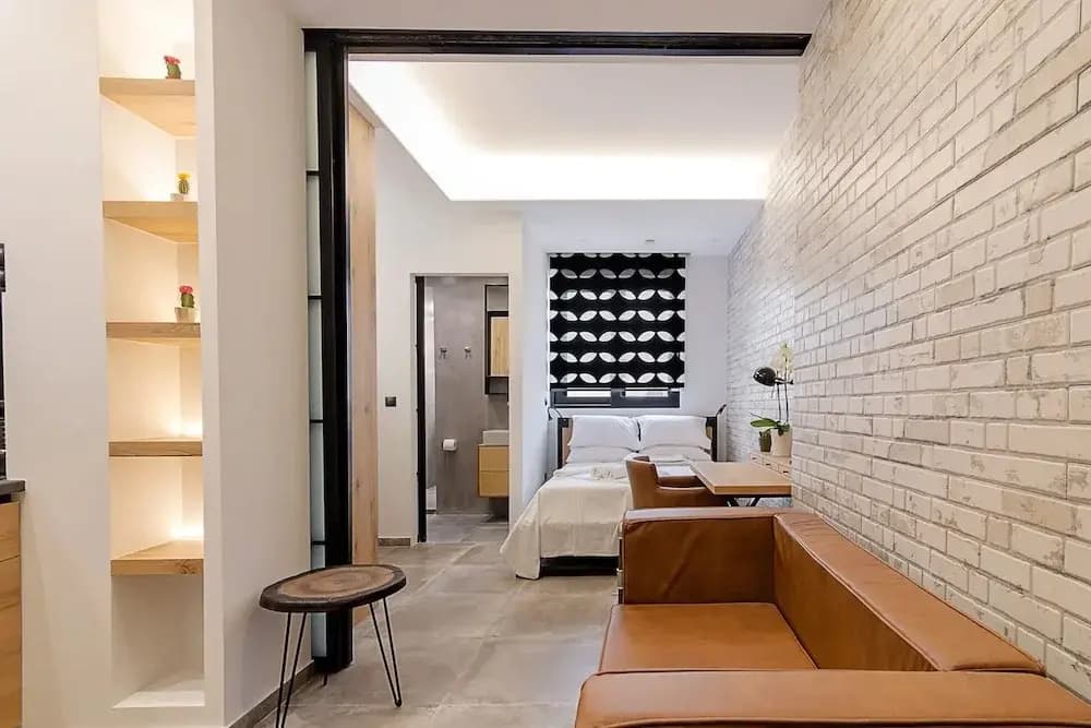 Centrally located studio next to Syntagma sq. - photo 3