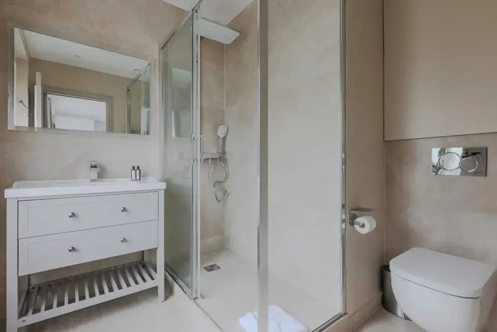 Charming Apartment - 1br/4p - Plaine-de-monceau - photo 13