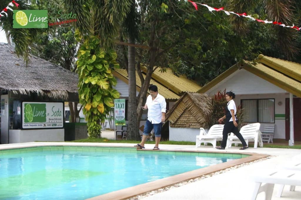 Lime & Soda Beachfront Resort - photo 25