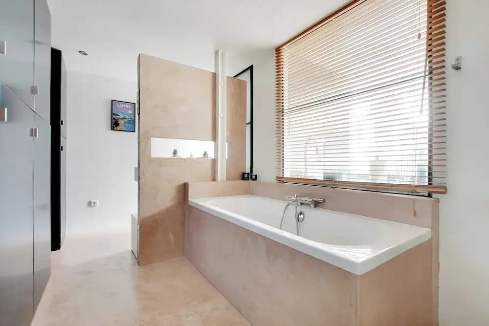 Chic & Spacious Loft 3br/6p Paris Center - photo 12