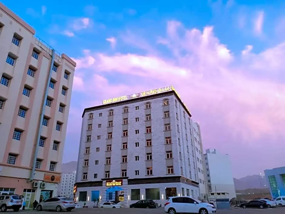 Grand Inn Hotel By Wanasa - photo 1