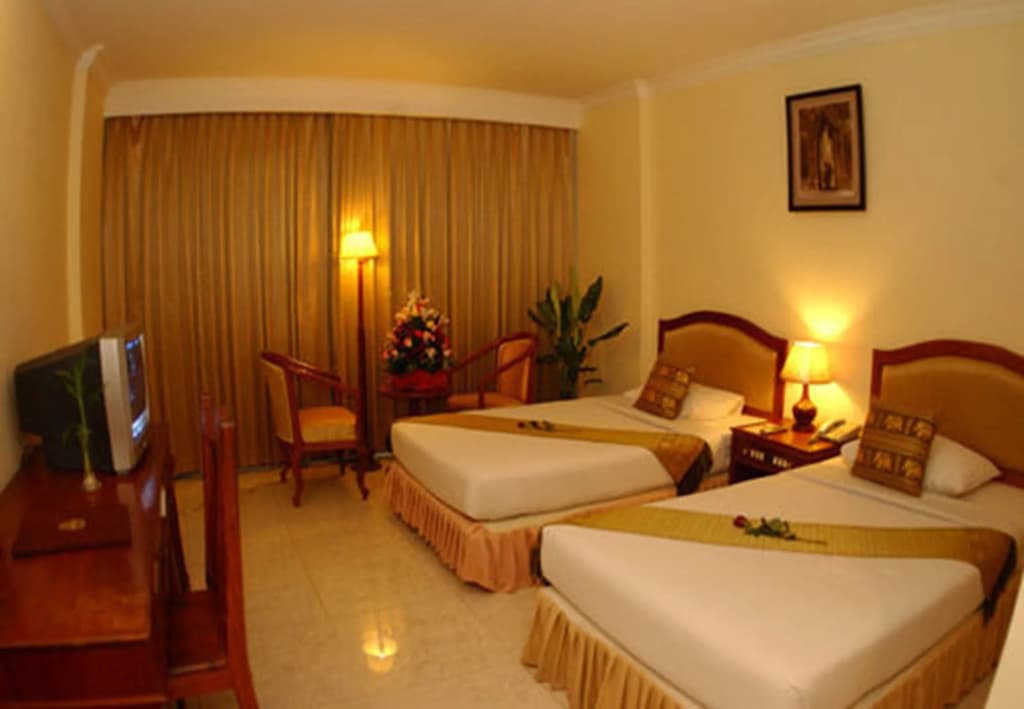 Monoreach Angkor Hotel - photo 2
