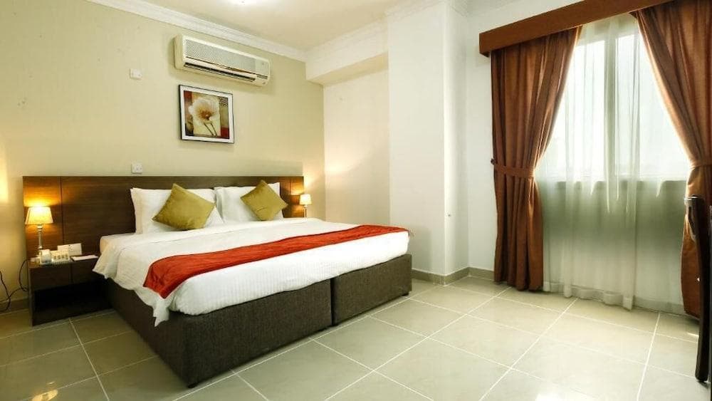 La Villa Inn - photo 26