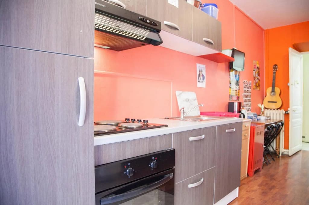 Victoria House - Hostel - photo 4