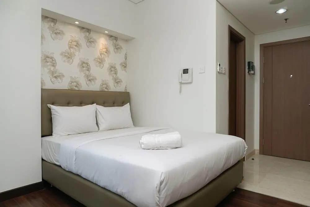 Pool View Studio Apartment at Puri Orchard - photo 2