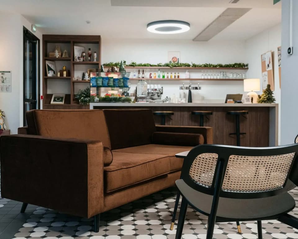 Beau M Paris Hostel - photo 24