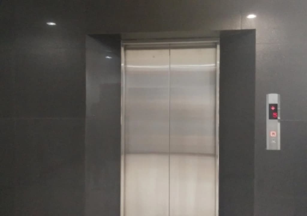 Mega Inn - photo 9