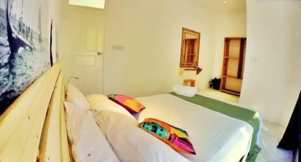 The Captain's Residence - photo 4