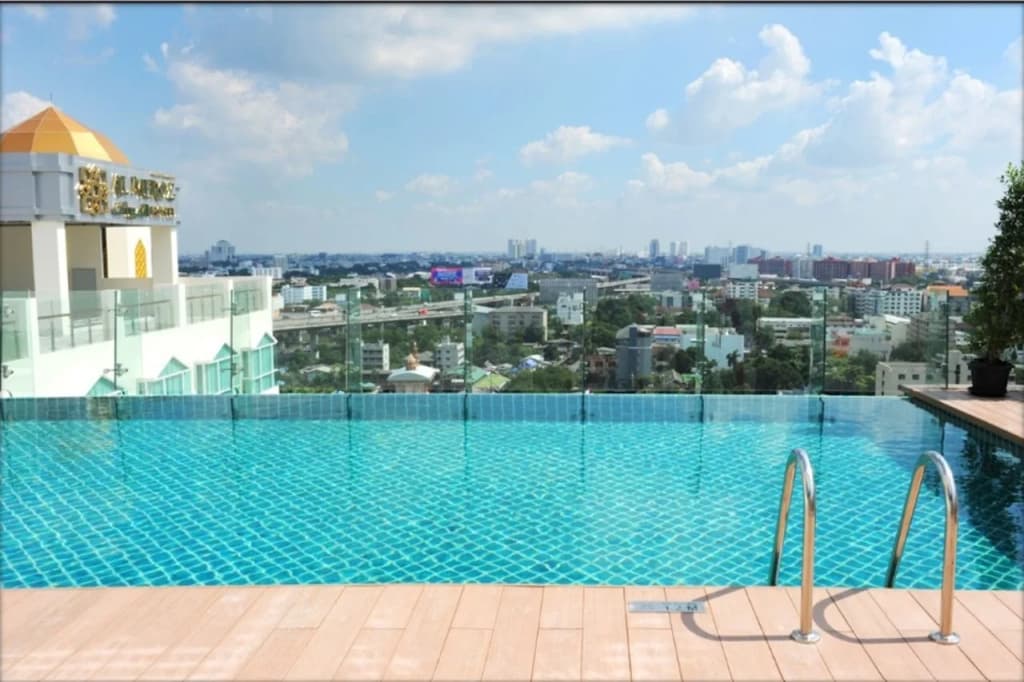 Al Meroz Bangkok - photo 20