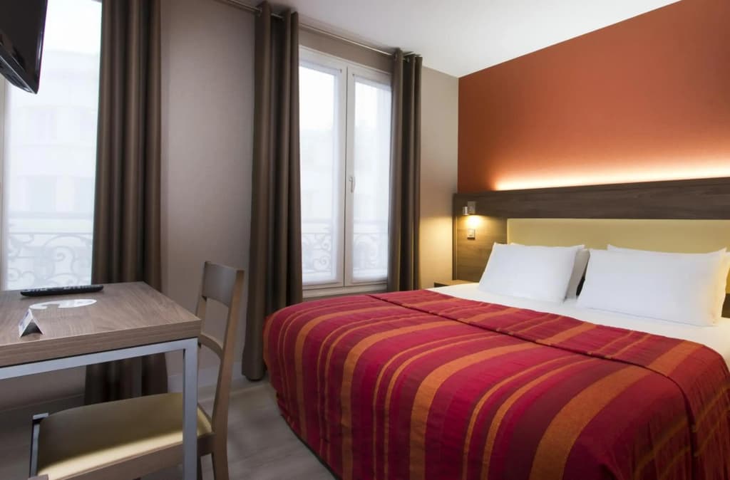 Hotel des Pavillons - photo 2