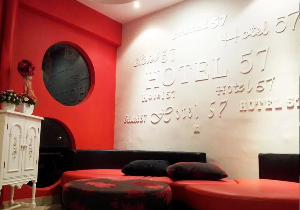 Hotel Fifty Seven - photo 2