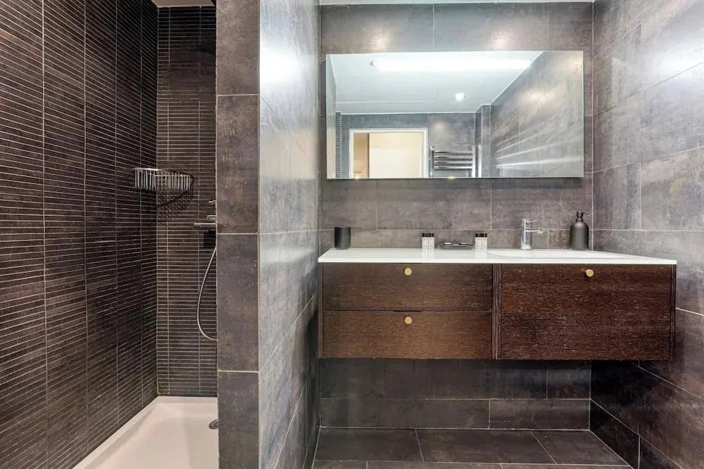 Montaigne Executive Suite - photo 8