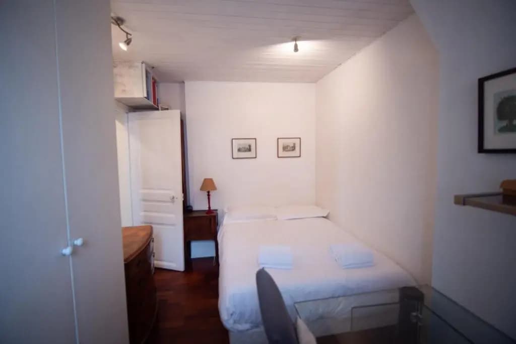Cozy 1 Bedroom Apartment In 14th - photo 2