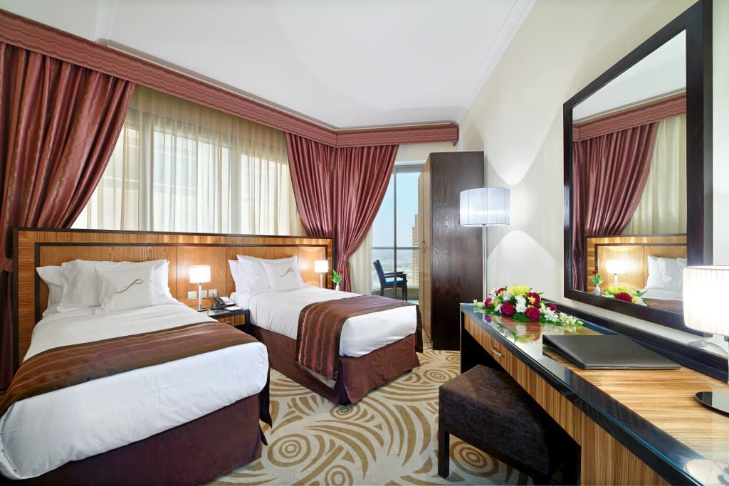 Al Majaz Premiere Hotel Apartment - photo 7