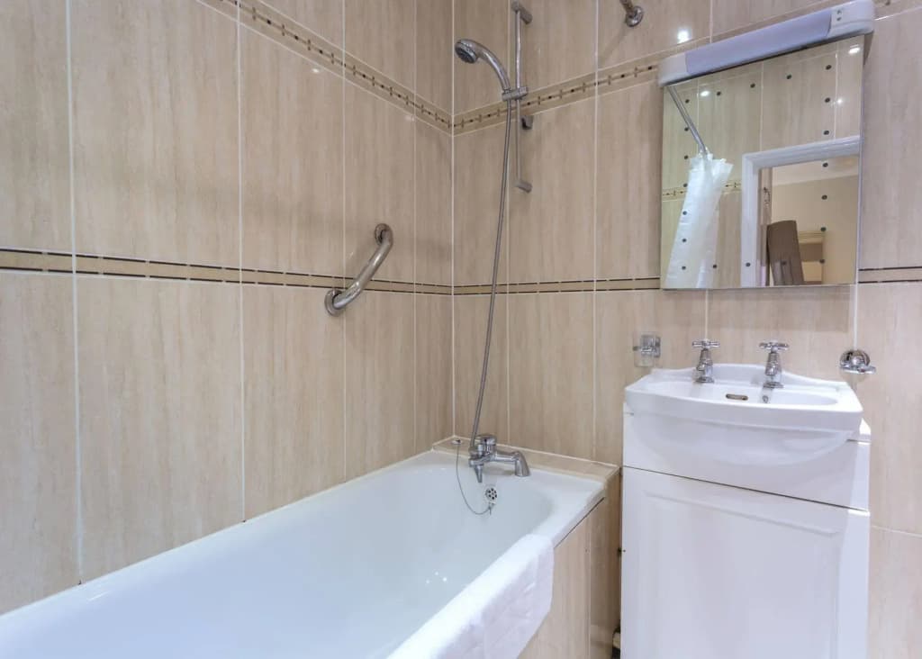 Castletown House Apartments - photo 8