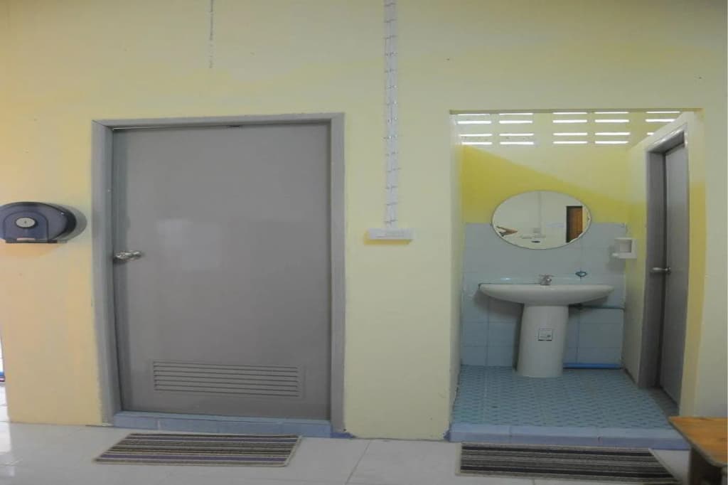 Seventeen Hostel - photo 7