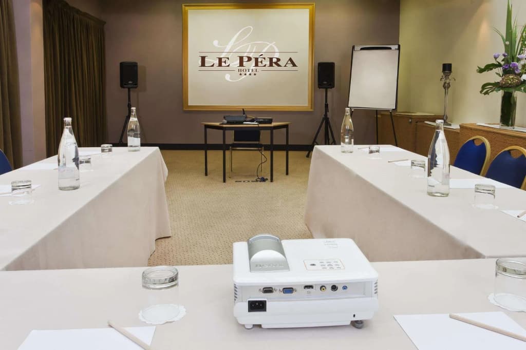 Le Pera Hotel - photo 47
