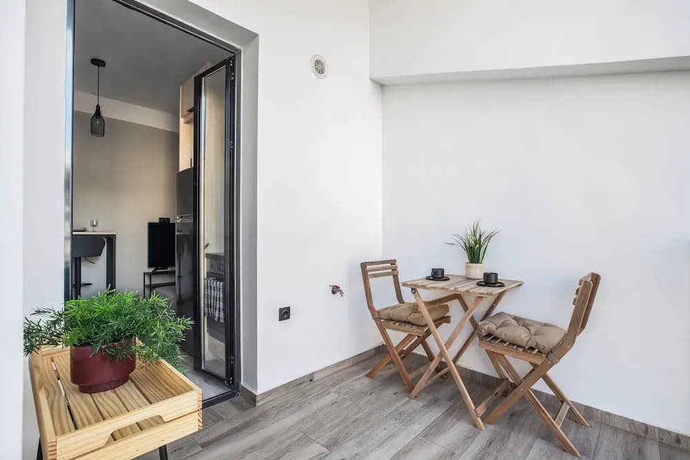 Sway - Chic 1-BR Apt & Balcony in Athens - photo 32