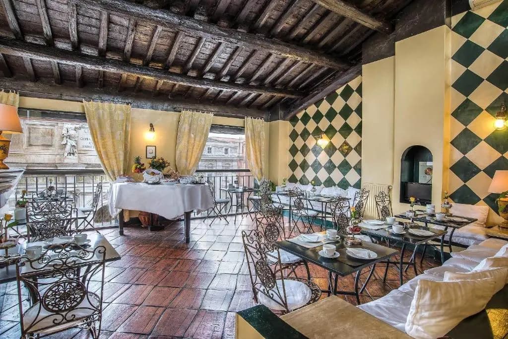 Hotel Fontana - photo 19
