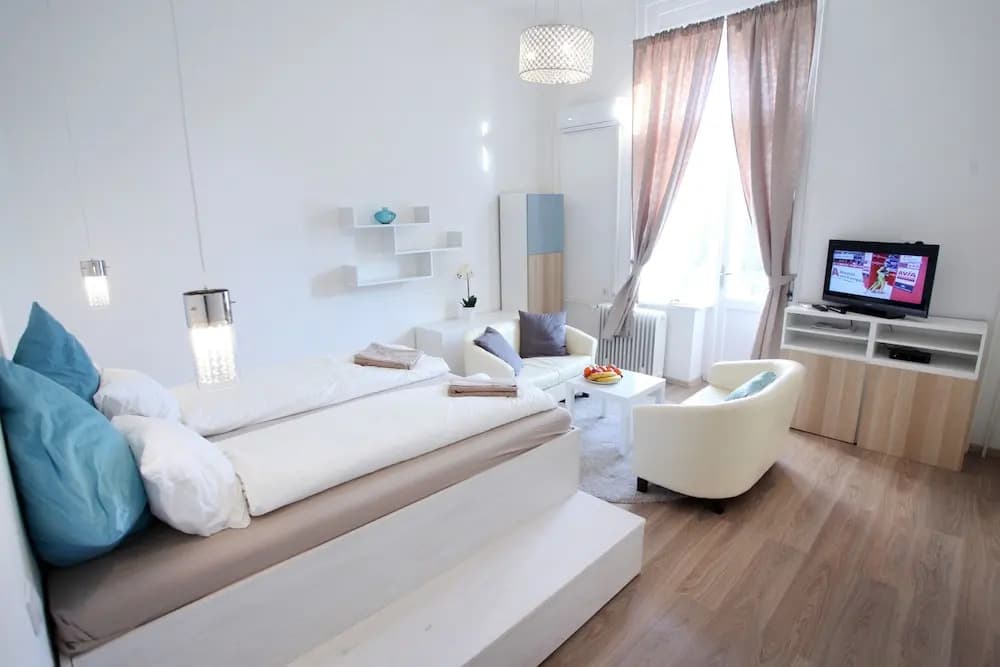 Dfive Apartments - Elizabeth Garden - photo 2