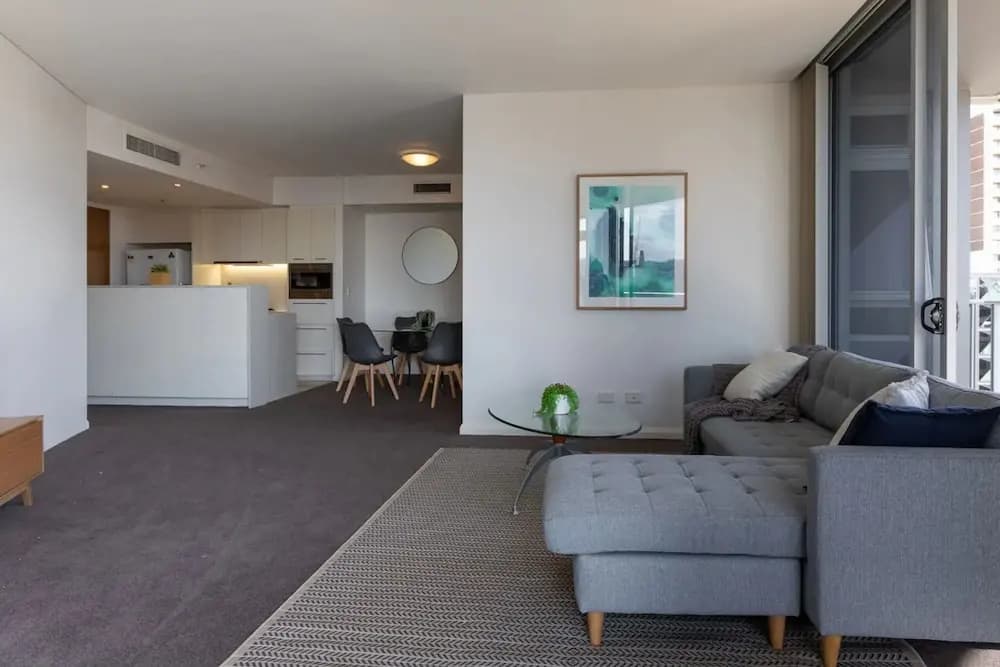 Modern Harbourside Apartment With A View - main photo