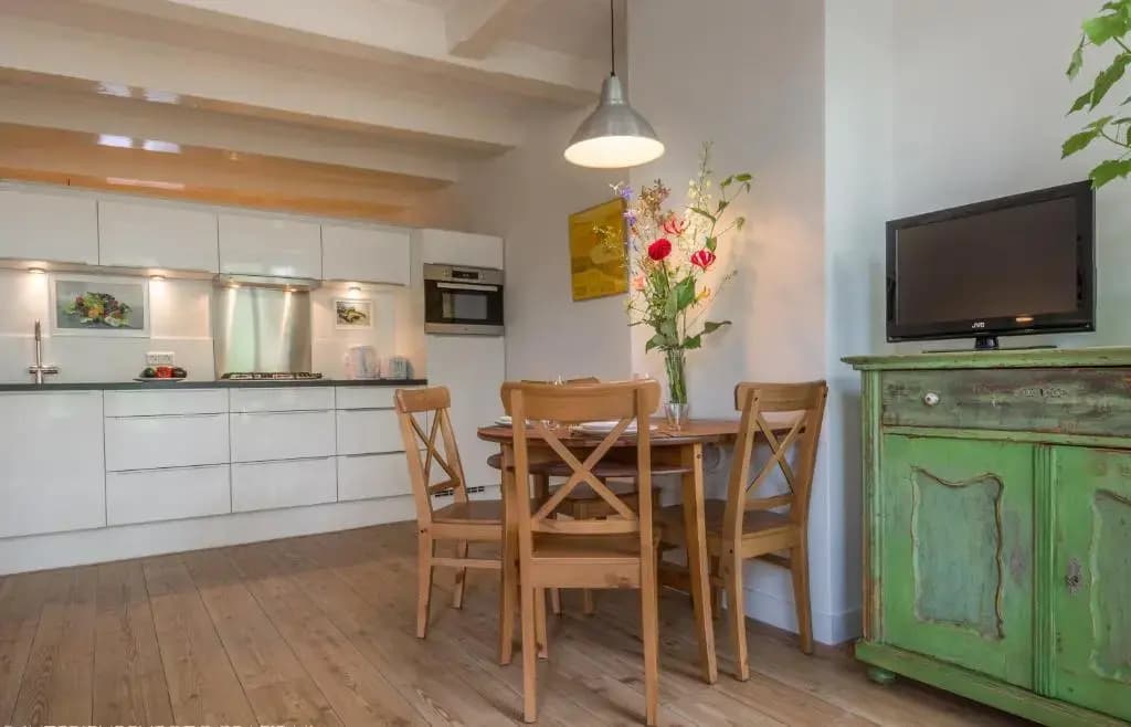 Canal View Amsterdam apartment - photo 15