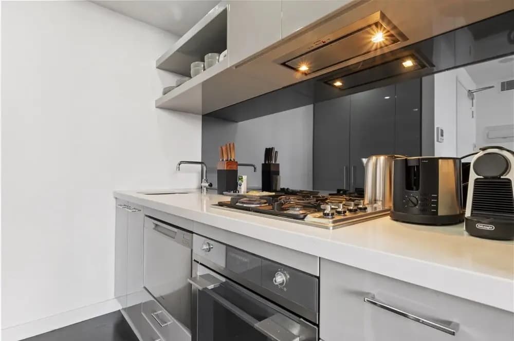 Modern 1-bed Apartment Close to Attractions - photo 11